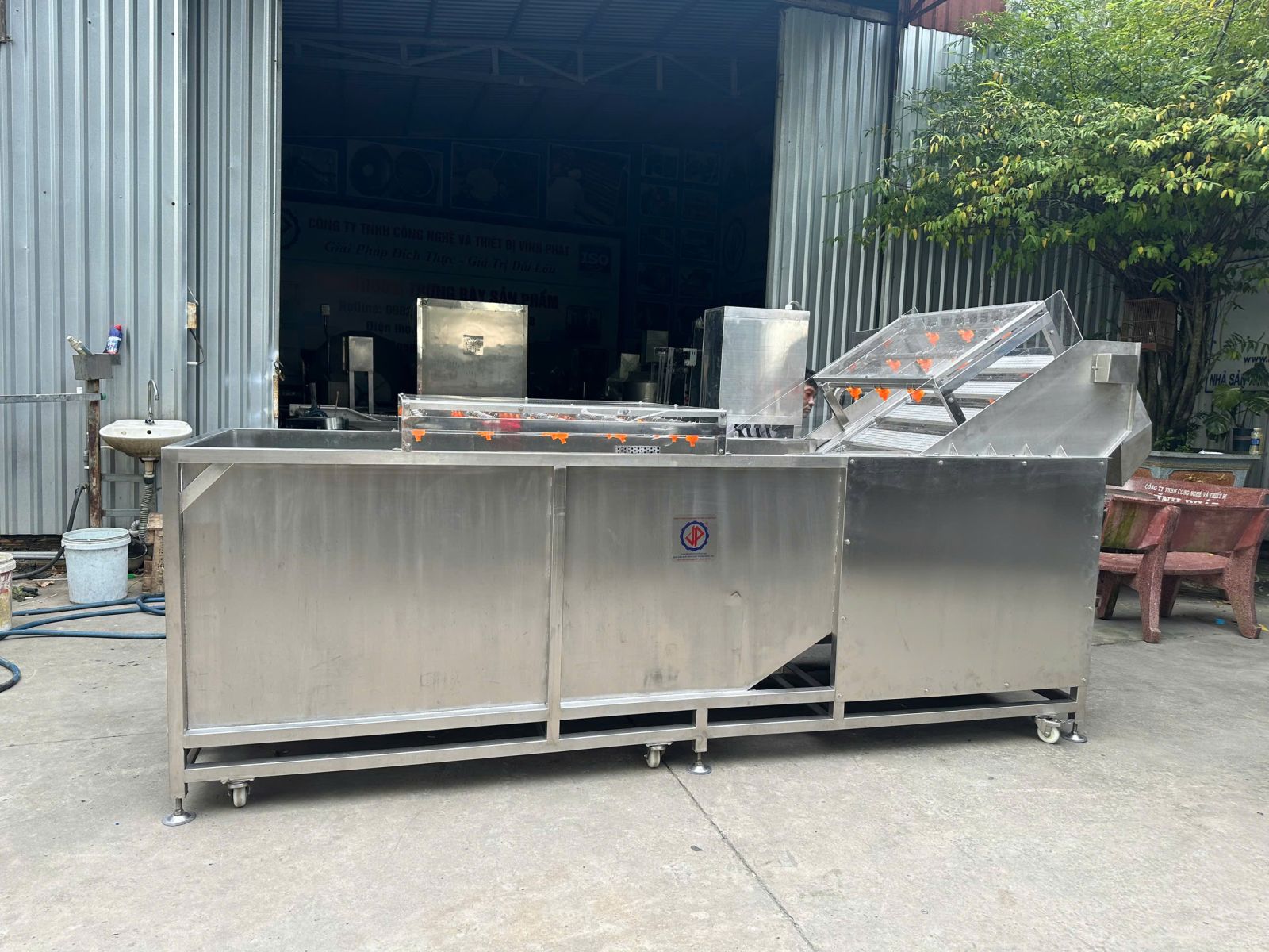 Máy rửa tôm nguyên liệu chất lượng cao bằng inox 304 toàn bộ do VIPATEK cung cấp