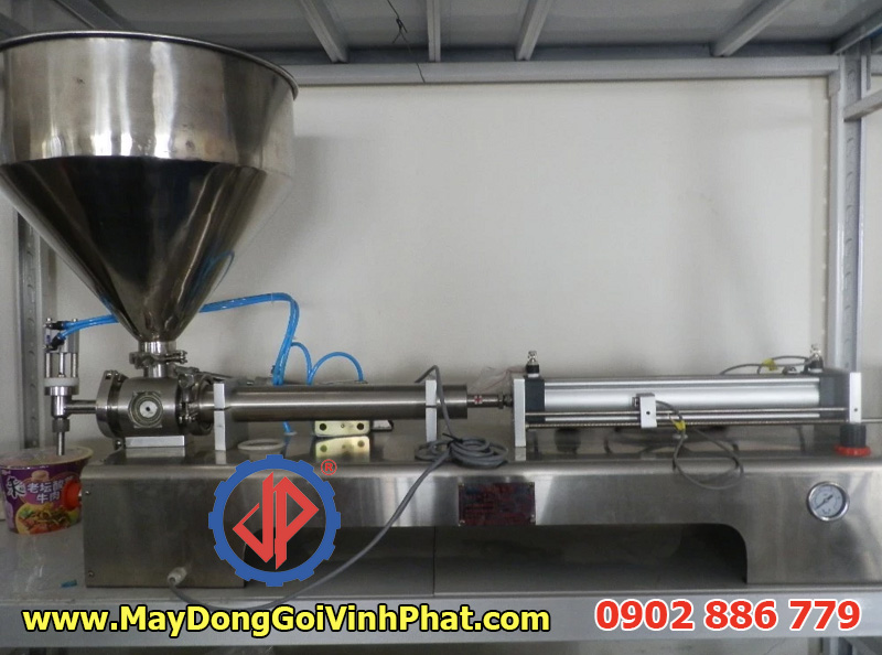 Máy chiết rót 1 vòi định lượng bằng khí nén do Cty Vĩnh Phát cung cấp