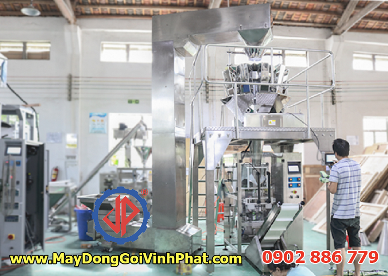 Máy đóng gói bột giặt Vĩnh Phát tích hợp cân điện tử (loadcell)